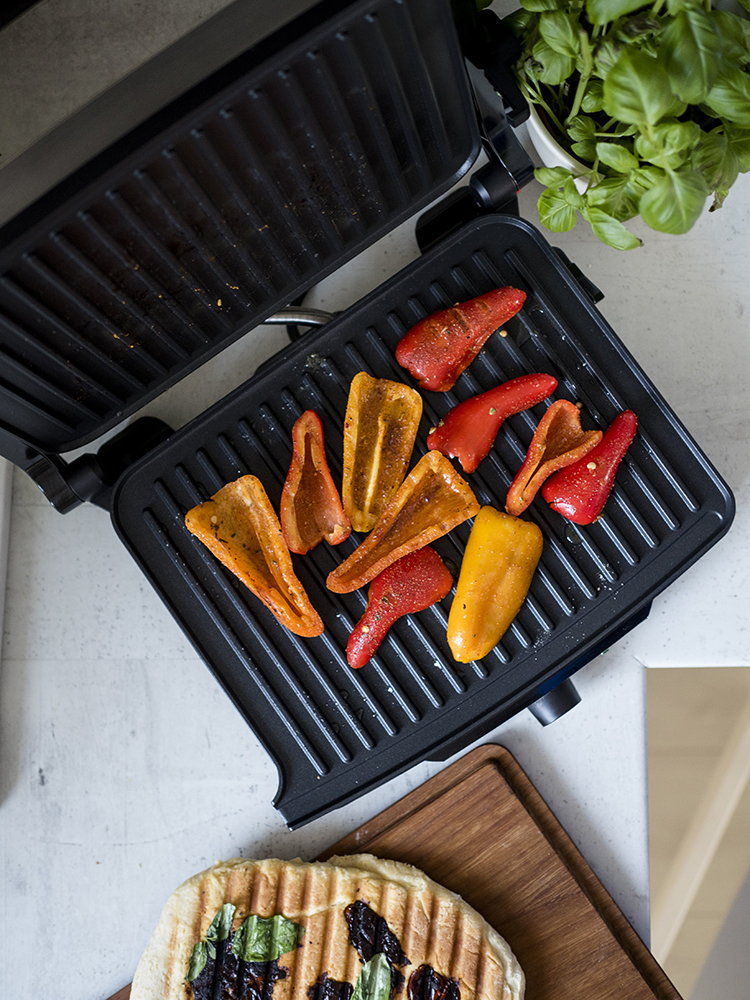 Grill kontaktowy GK150 FLAAT
